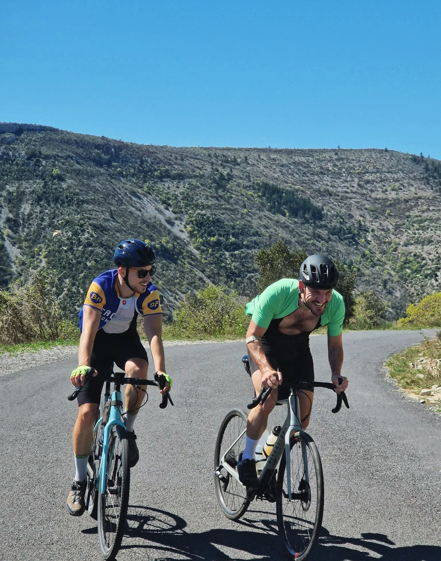 Course entre deux cyclistes